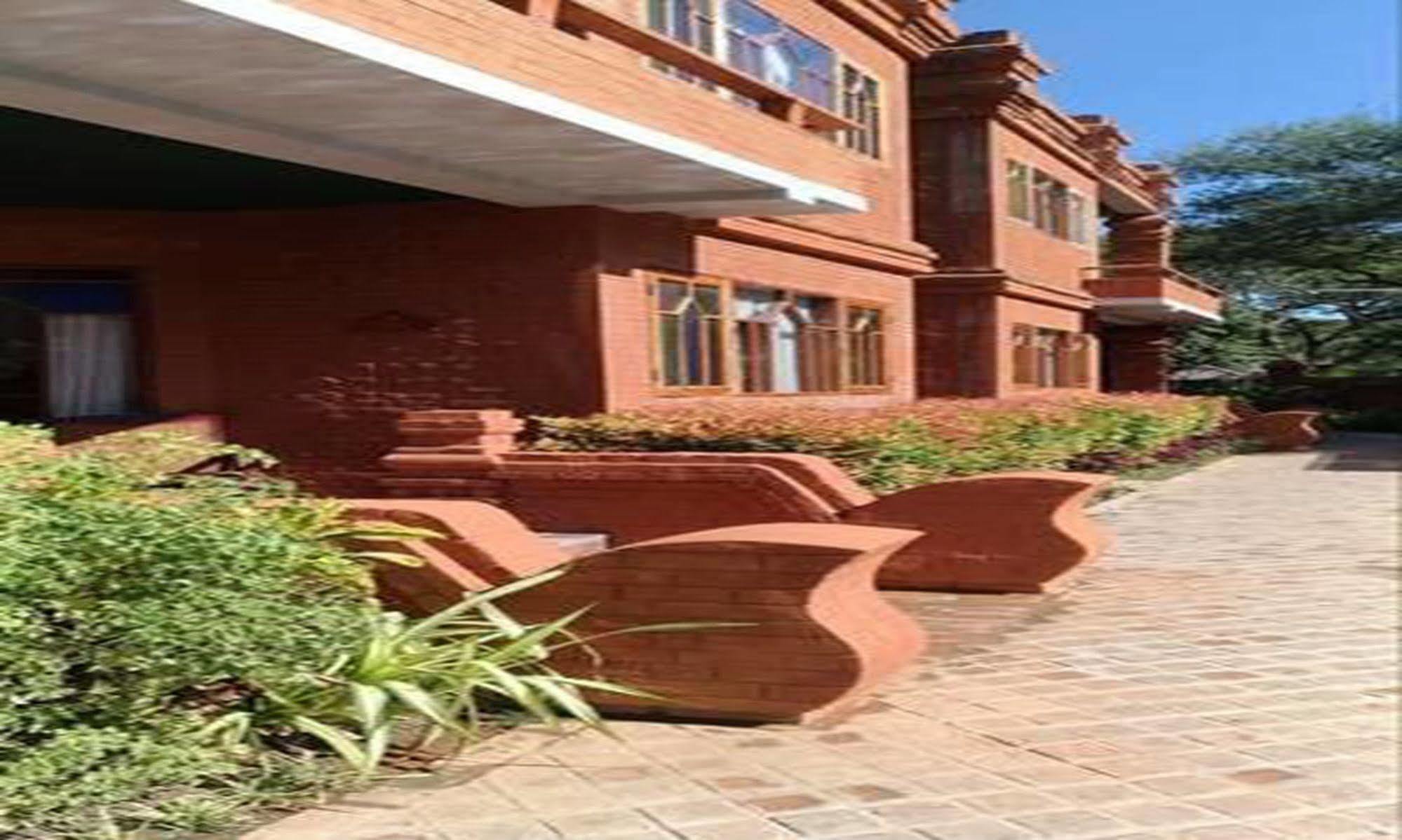 Ananta Bagan Hotel Nyaung-U Exterior photo